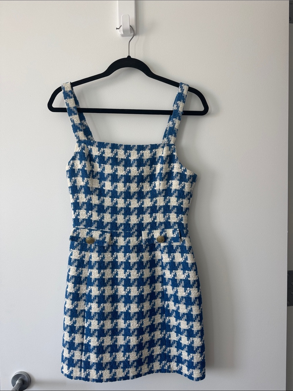 Blue and White Houndstooth Sleeveless Shift Dress